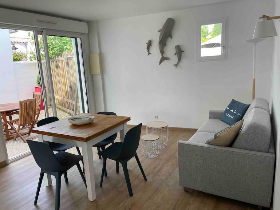 Maison De Vacances La Flotte 00491Ui Zewnętrze zdjęcie