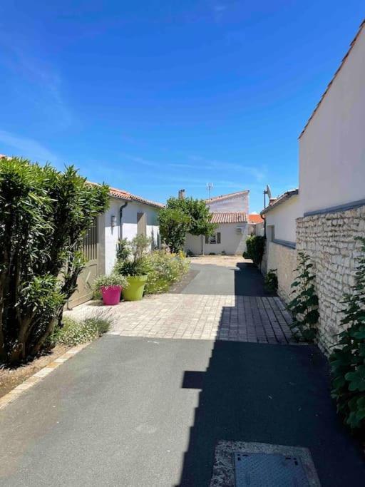 Maison De Vacances La Flotte 00491Ui Zewnętrze zdjęcie