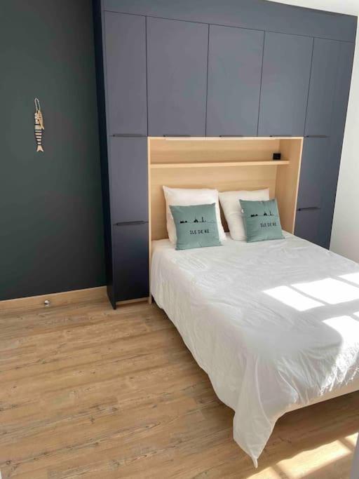 Maison De Vacances La Flotte 00491Ui Zewnętrze zdjęcie